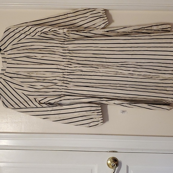 SHEIN CURVE 2XL SHORT DRESS LONG SLEEVES BEIGE WITH BLACK STRIPES - Picture 9 of 16